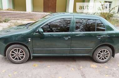 Седан Skoda Fabia 2001 в Ромнах