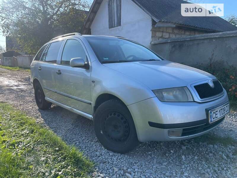 Універсал Skoda Fabia 2001 в Чернівцях