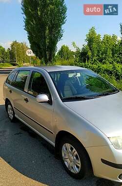 Универсал Skoda Fabia 2007 в Чернигове