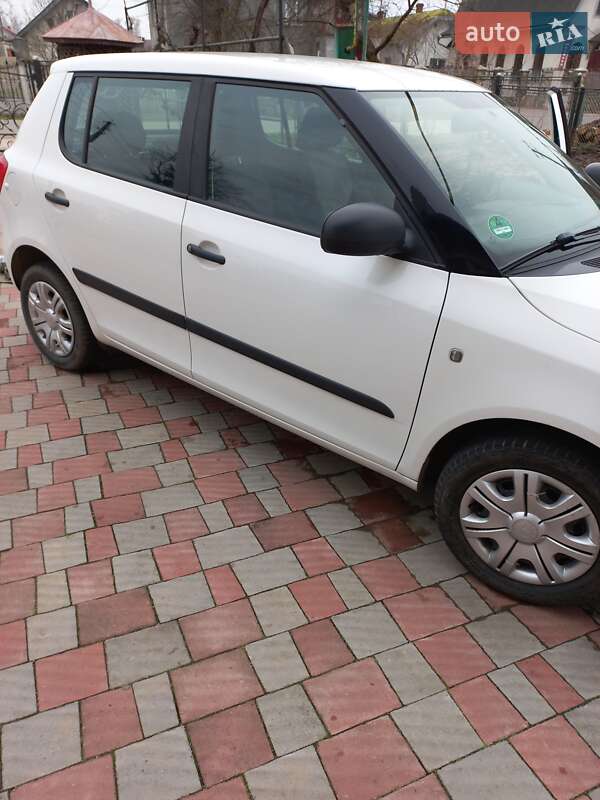 Хэтчбек Skoda Fabia 2009 в Ивано-Франковске