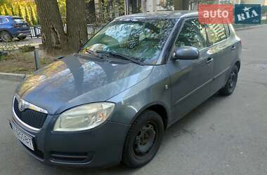 Хетчбек Skoda Fabia 2007 в Києві