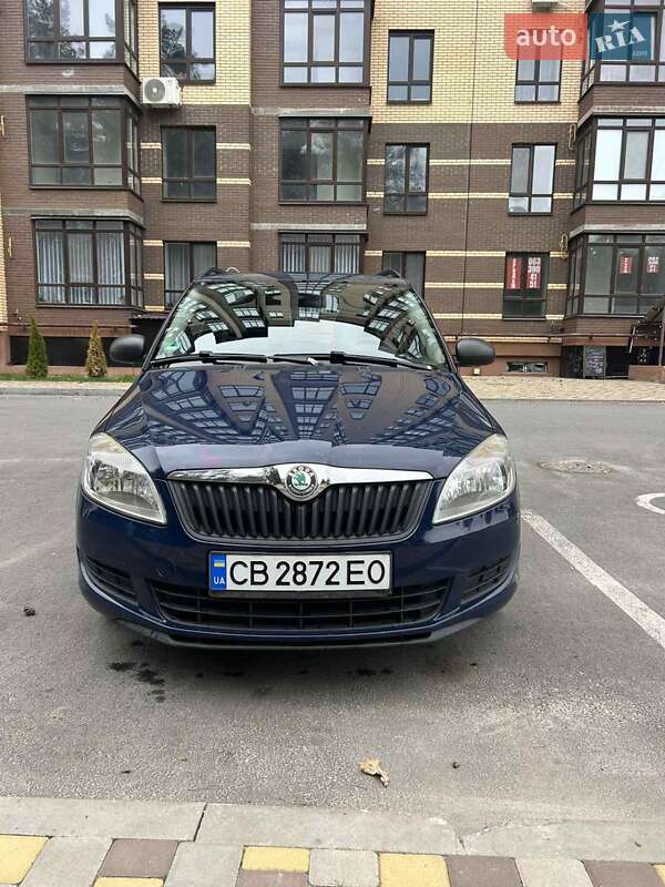 Універсал Skoda Fabia 2011 в Чернігові