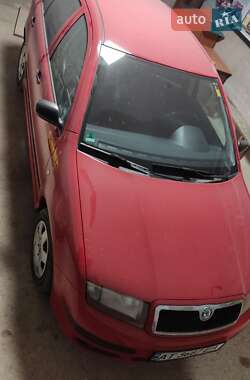 Хэтчбек Skoda Fabia 2006 в 