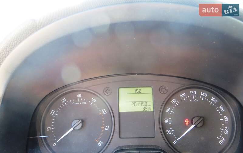 Хетчбек Skoda Fabia 2014 в Вінниці