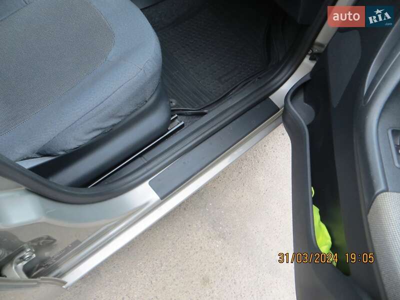 Хетчбек Skoda Fabia 2014 в Вінниці