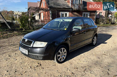 Хетчбек Skoda Fabia 2002 в Чернівцях