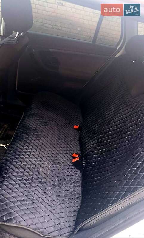 Універсал Skoda Fabia 2012 в Краснограді