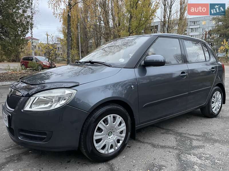 Хэтчбек Skoda Fabia 2007 в Ахтырке