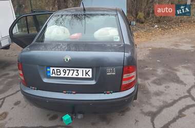 Седан Skoda Fabia 2005 в Ладыжине