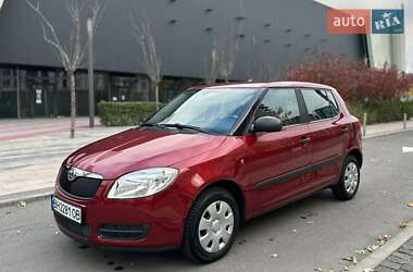 Хетчбек Skoda Fabia 2009 в Києві