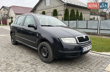 Хетчбек Skoda Fabia 2002 в Чернівцях