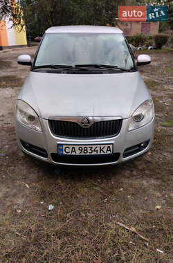 Універсал Skoda Fabia 2009 в Черкасах