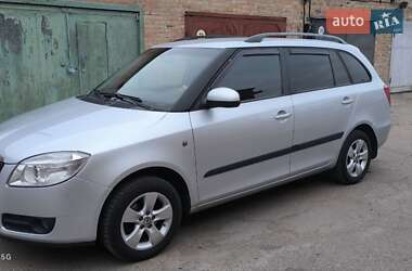 Универсал Skoda Fabia 2008 в Черкассах