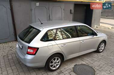 Универсал Skoda Fabia 2015 в 