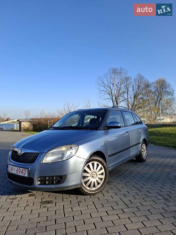 Хэтчбек Skoda Fabia 2009 в Умани фото 2 Хэтчбек Skoda Fabia 2009 в Умани