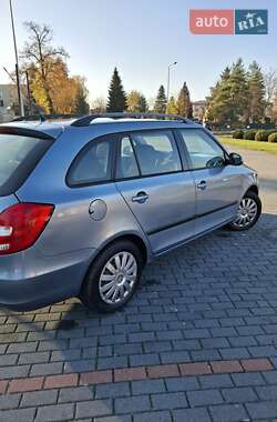 Хэтчбек Skoda Fabia 2009 в 
