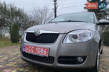 Универсал Skoda Fabia 2008 в Черновцах