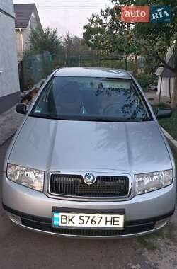 Хэтчбек Skoda Fabia 2001 в Ровно