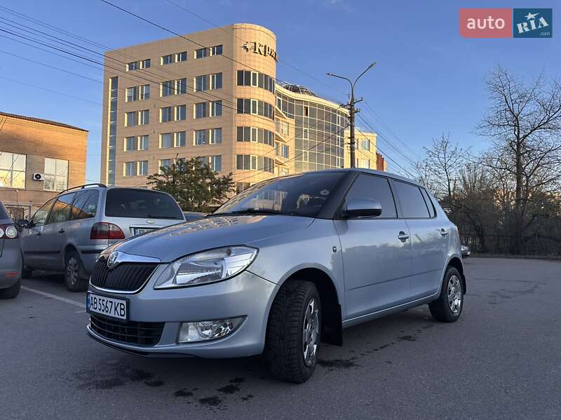 Хэтчбек Skoda Fabia 2010 в Виннице