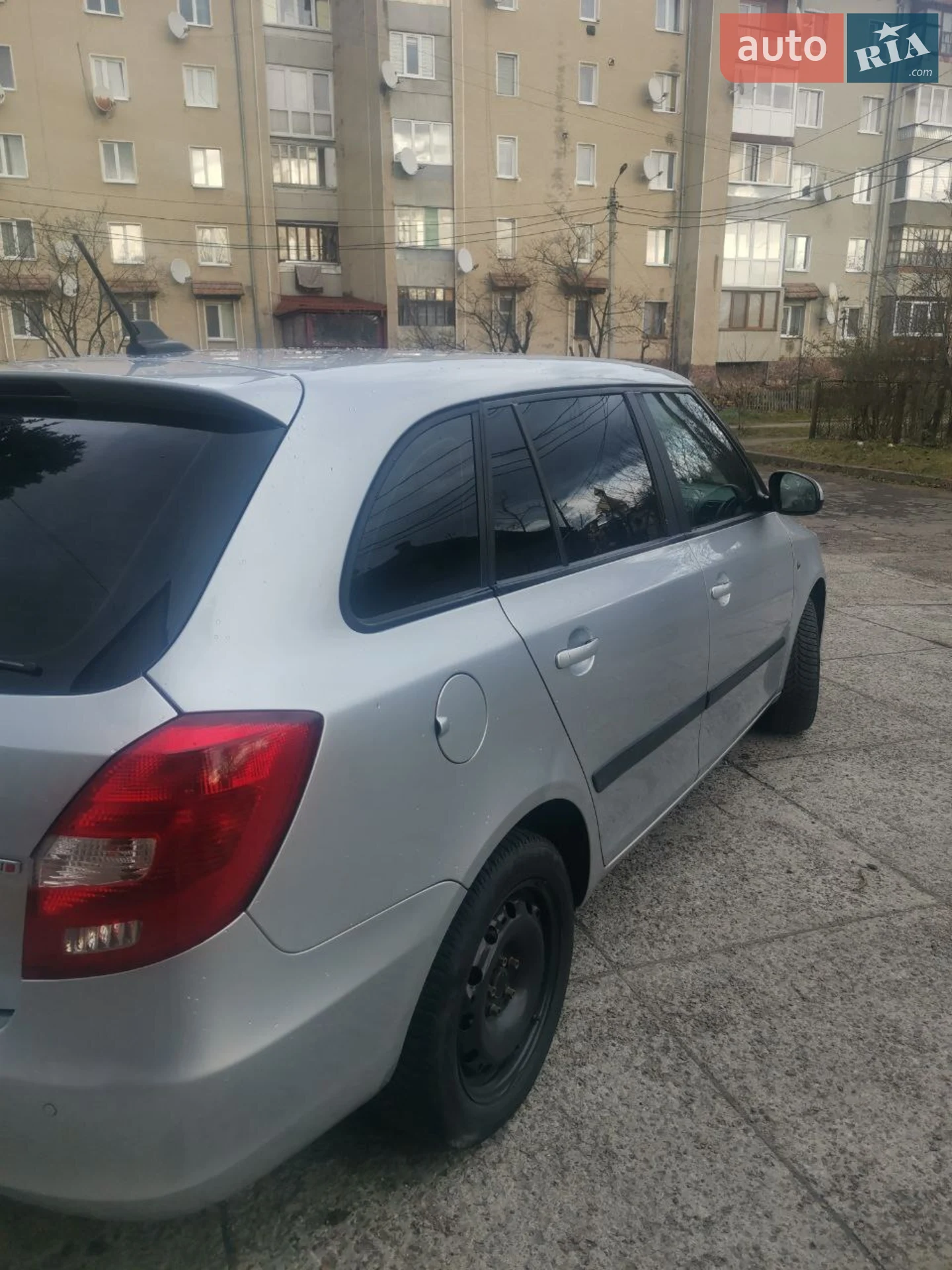 2012 Skoda Fabia - мініатюра 5