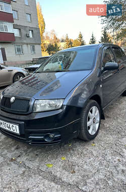 Хэтчбек Skoda Fabia 2007 в Сумах