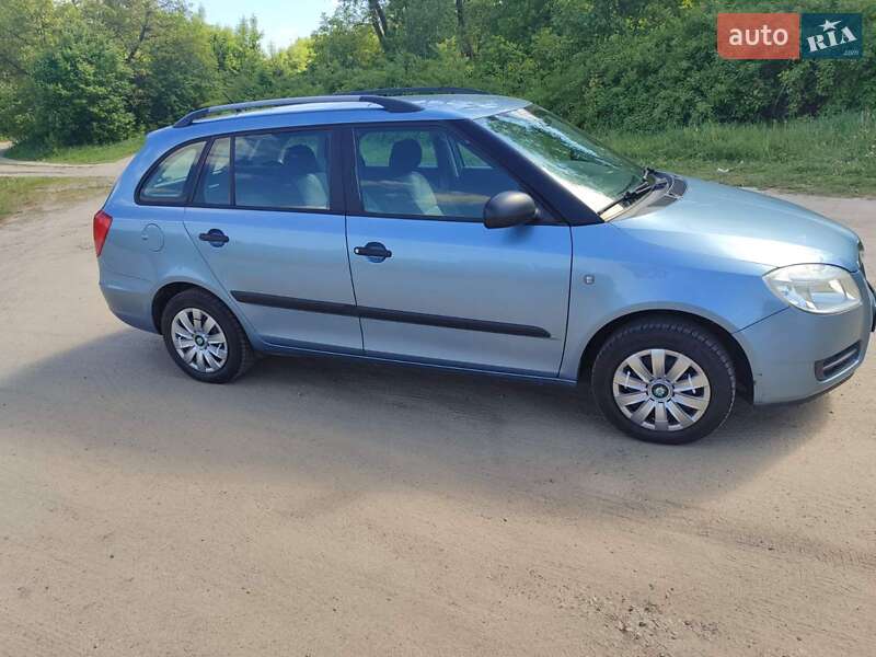 Универсал Skoda Fabia 2009 в 