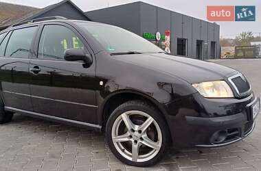 Универсал Skoda Fabia 2006 в Звягеле