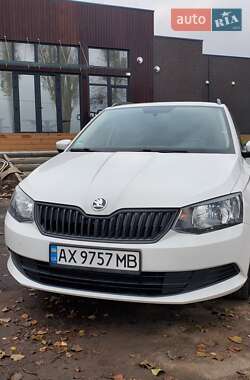 Универсал Skoda Fabia 2015 в Тростянце