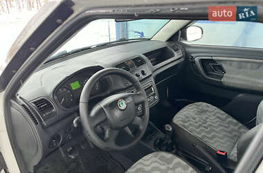 Хэтчбек Skoda Fabia 2012 в Чернигове