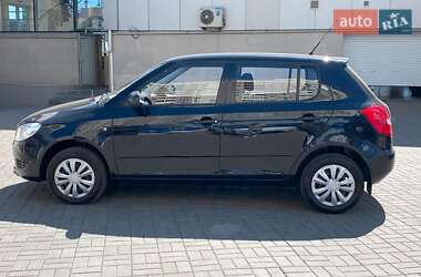 Хэтчбек Skoda Fabia 2011 в Одессе