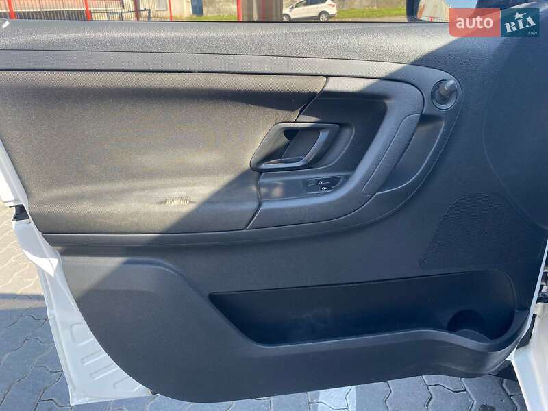 Хэтчбек Skoda Fabia 2011 в Львове