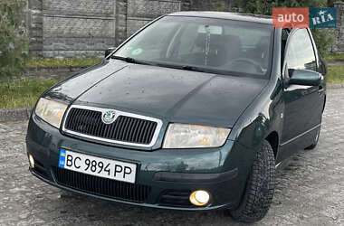 Седан Skoda Fabia 2005 в Львове