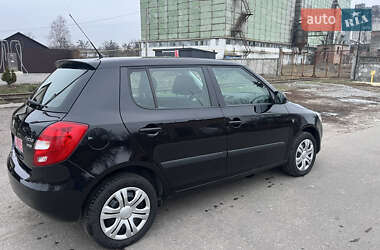 Хэтчбек Skoda Fabia 2011 в Ахтырке