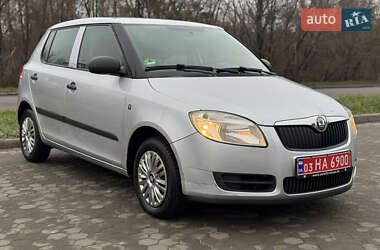 Хэтчбек Skoda Fabia 2008 в Луцке