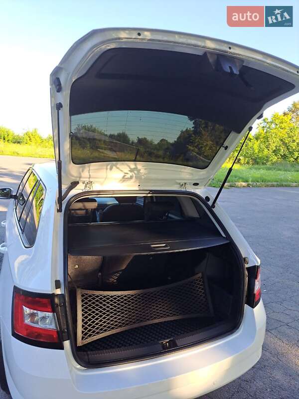 Универсал Skoda Fabia 2016 в Нововолынске фото 7 Универсал Skoda Fabia 2016 в Нововолынске