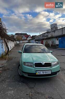 Хэтчбек Skoda Fabia 2002 в Днепре