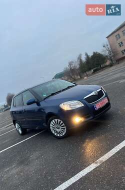 Хэтчбек Skoda Fabia 2008 в Черкассах