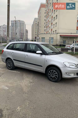 Універсал Skoda Fabia 2011 в Хмельницькому