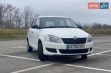 Хетчбек Skoda Fabia 2013 в Запоріжжі