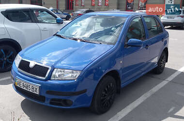 Хетчбек Skoda Fabia 2004 в Дніпрі