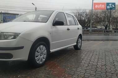 Хэтчбек Skoda Fabia 2007 в Киеве