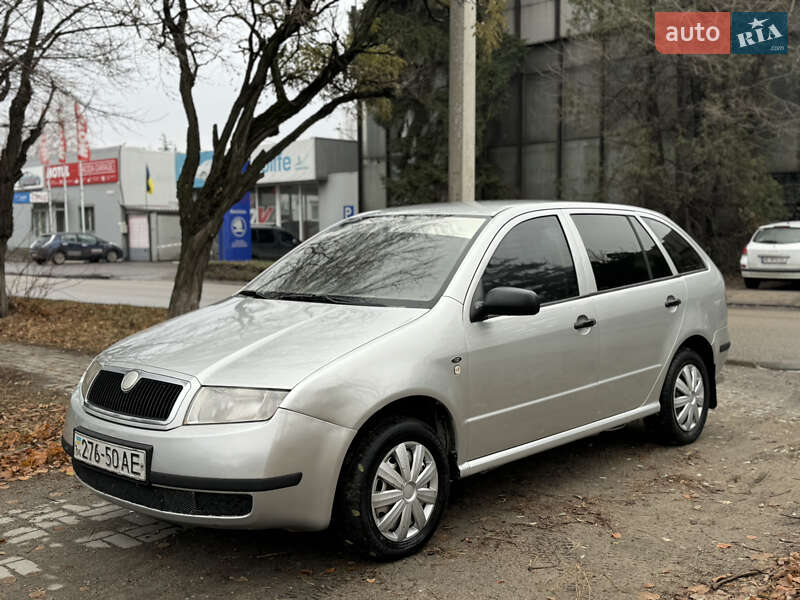 Универсал Skoda Fabia 2001 в Днепре
