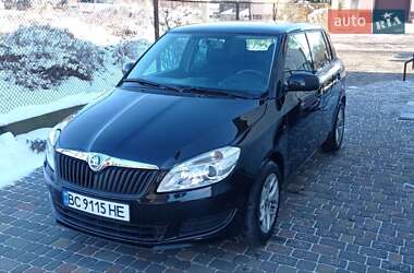 Хэтчбек Skoda Fabia 2011 в Львове