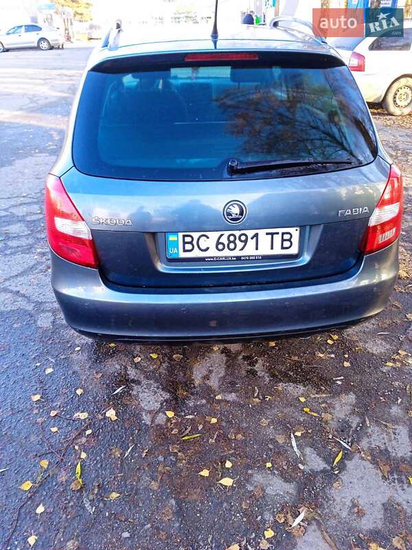 Універсал Skoda Fabia 2014 в Львові