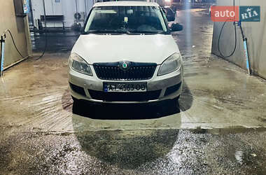 Хэтчбек Skoda Fabia 2011 в Киеве