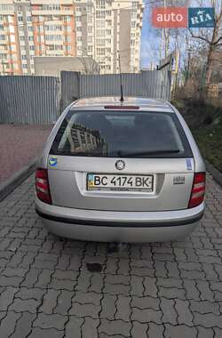 Универсал Skoda Fabia 2003 в Львове