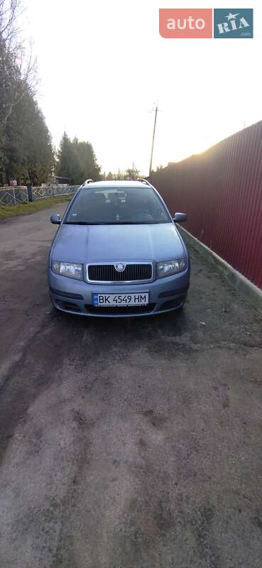 Универсал Skoda Fabia 2007 в Ровно фото 12 Универсал Skoda Fabia 2007 в Ровно