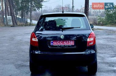 Хэтчбек Skoda Fabia 2009 в Виннице