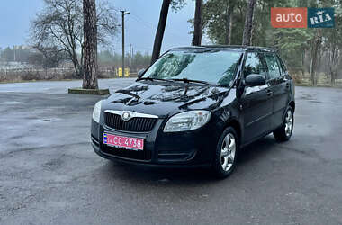 Хэтчбек Skoda Fabia 2009 в Виннице