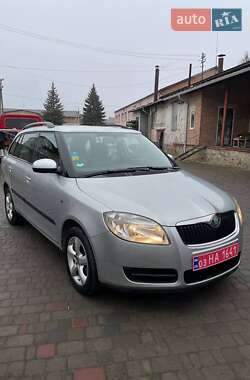 Універсал Skoda Fabia 2009 в Луцьку